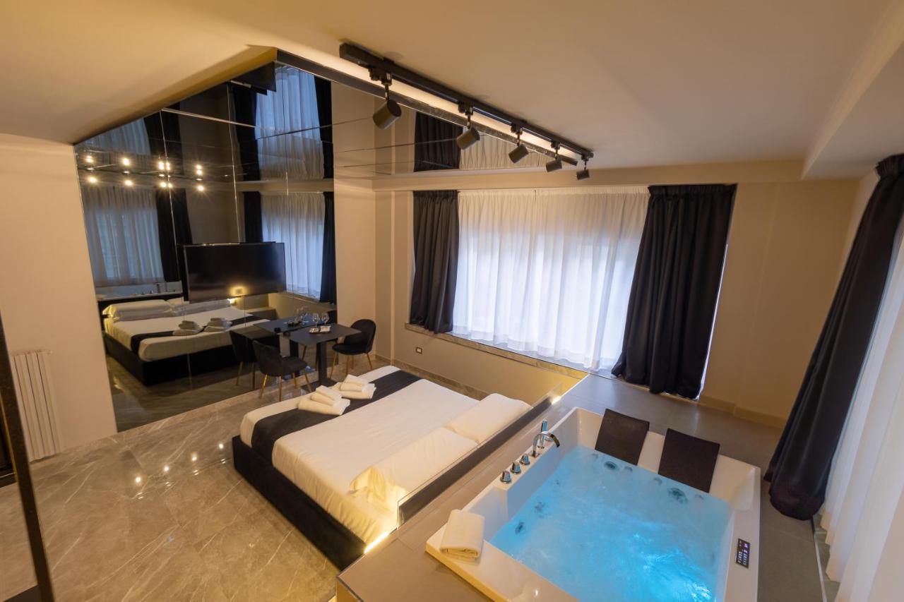 Maximum Exclusive Suite & Spa باليرمو المظهر الخارجي الصورة