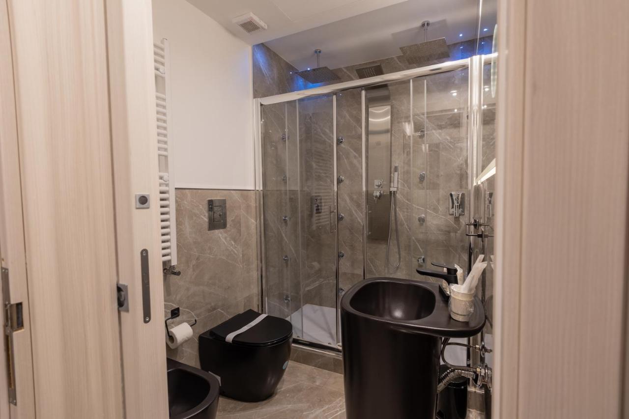 Maximum Exclusive Suite & Spa باليرمو المظهر الخارجي الصورة